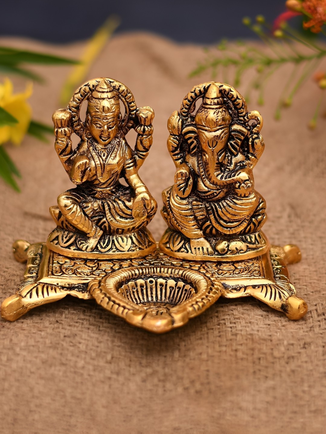 

Navyaksh Gold Toned Brass Lakshmi Ganesh Religious Idol Showpiece