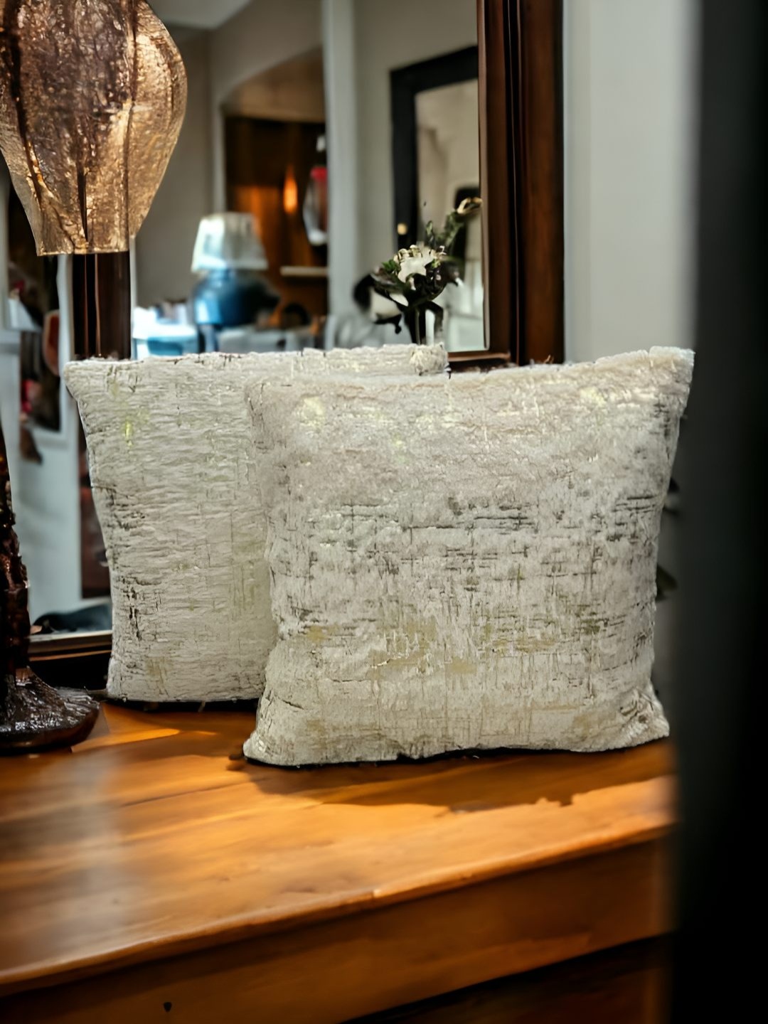 

CASA-NEST Cream 2 Pieces Textured Square Soft Fur Cushion Covers