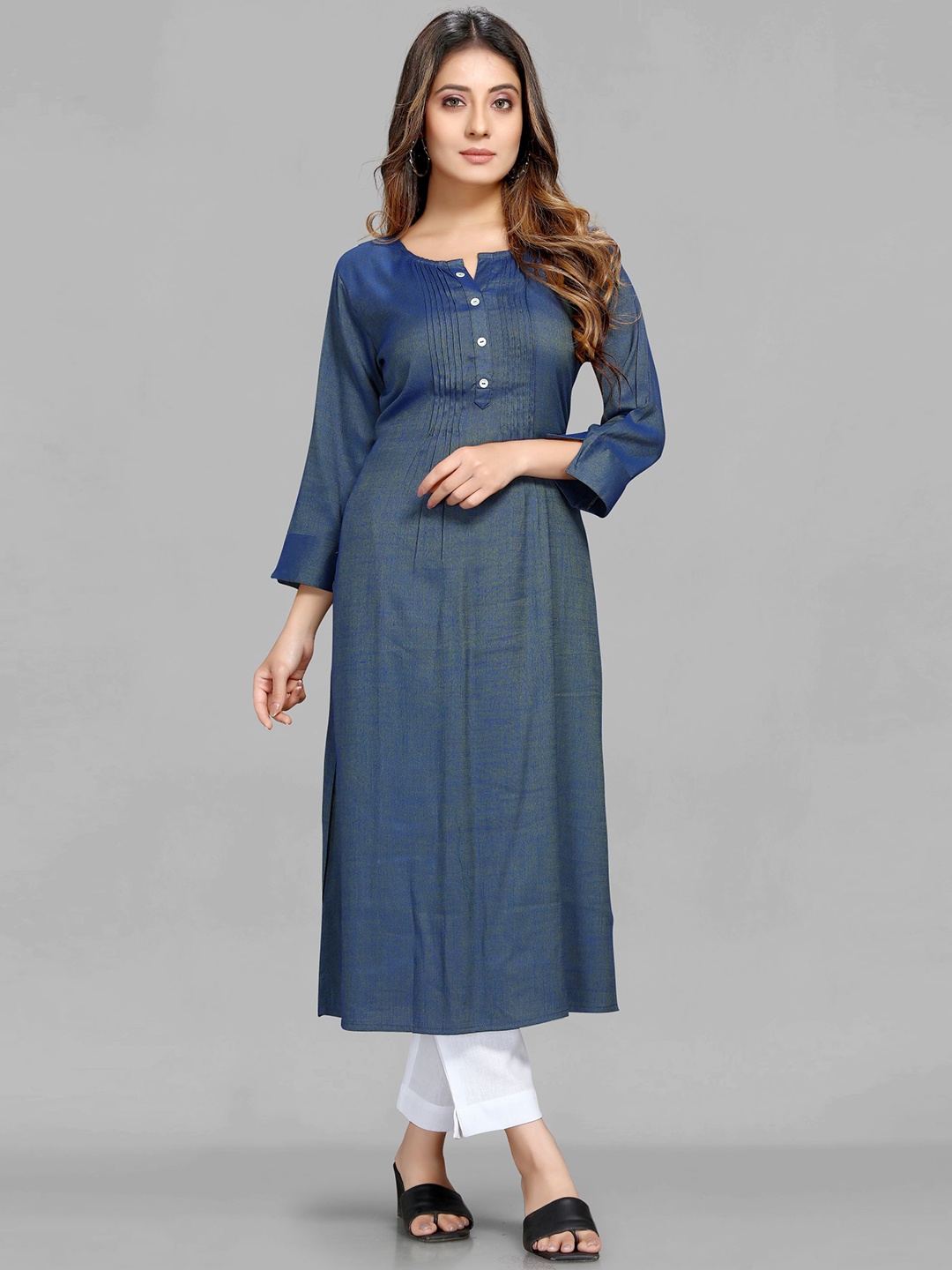 

MAIYEE Round Neck Calf Length Solid Dual Tone Kurta, Blue