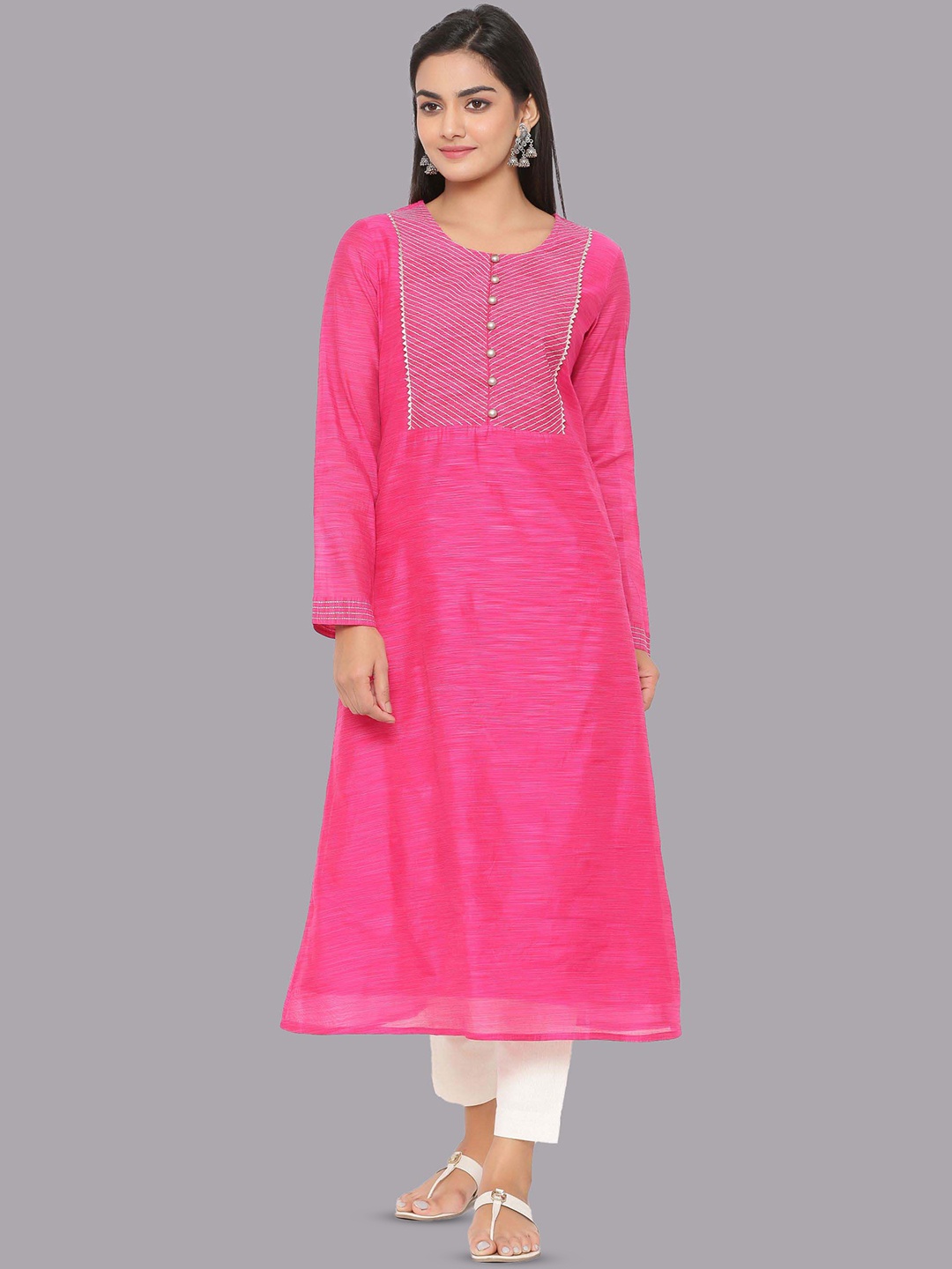 

MAIYEE Gotta Patti Embroidered Round Neck Long Sleeve Kurta, Pink