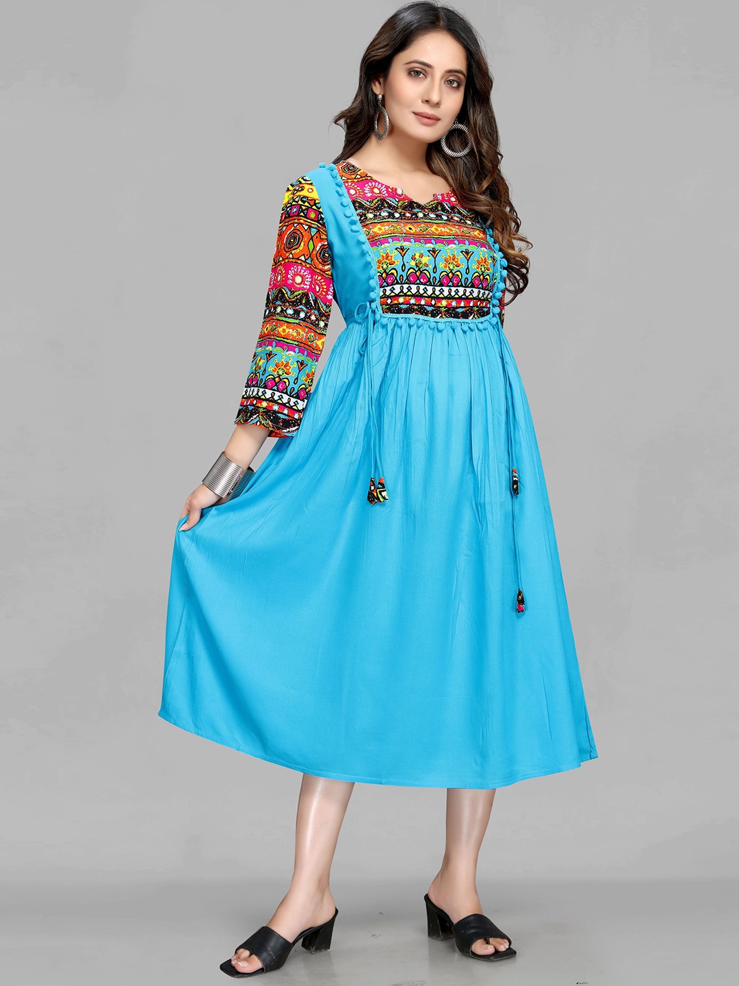 

MAIYEE Ethnic Motifs Printed Round Neck A-Line Midi Dress, Blue