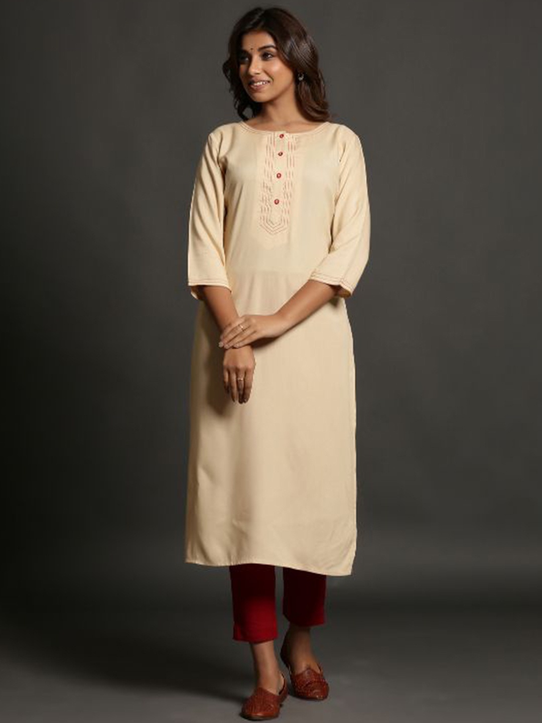 

MAIYEE Button Neck Straight Kurta, Cream