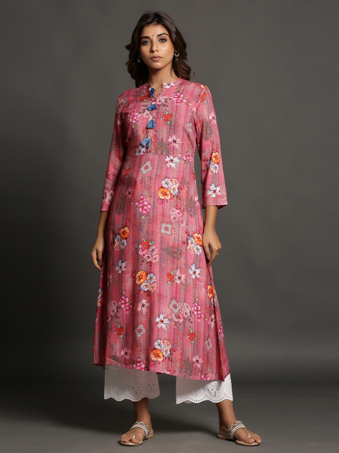 

MAIYEE floral Printed Mandarin Collar A-Line Kurta, Pink