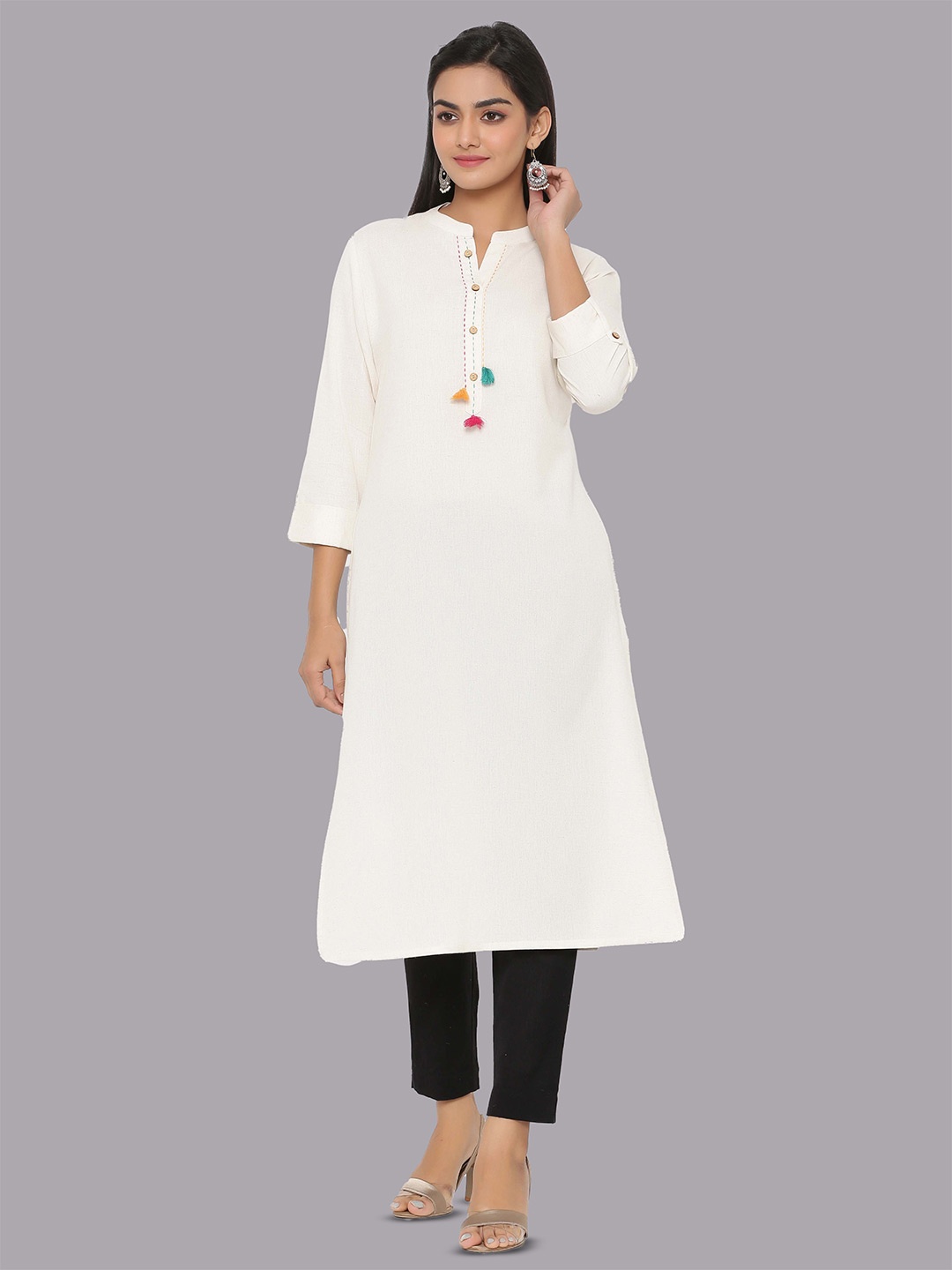 

MAIYEE Band Collar Textured with Tassel Detail Straight Kurta, White