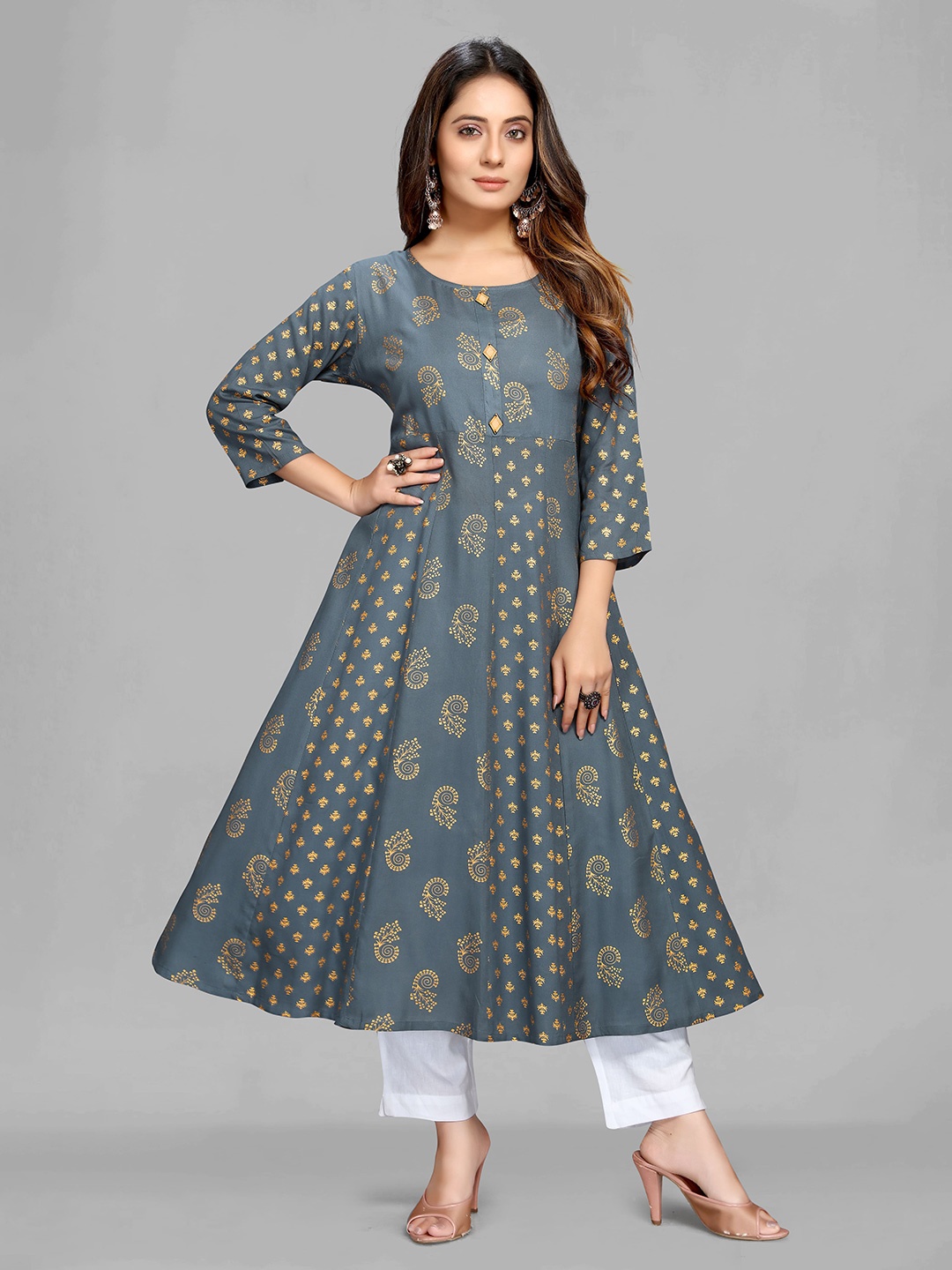

MAIYEE Ethnic Motifs Round Neck Anarkali Kurta, Grey