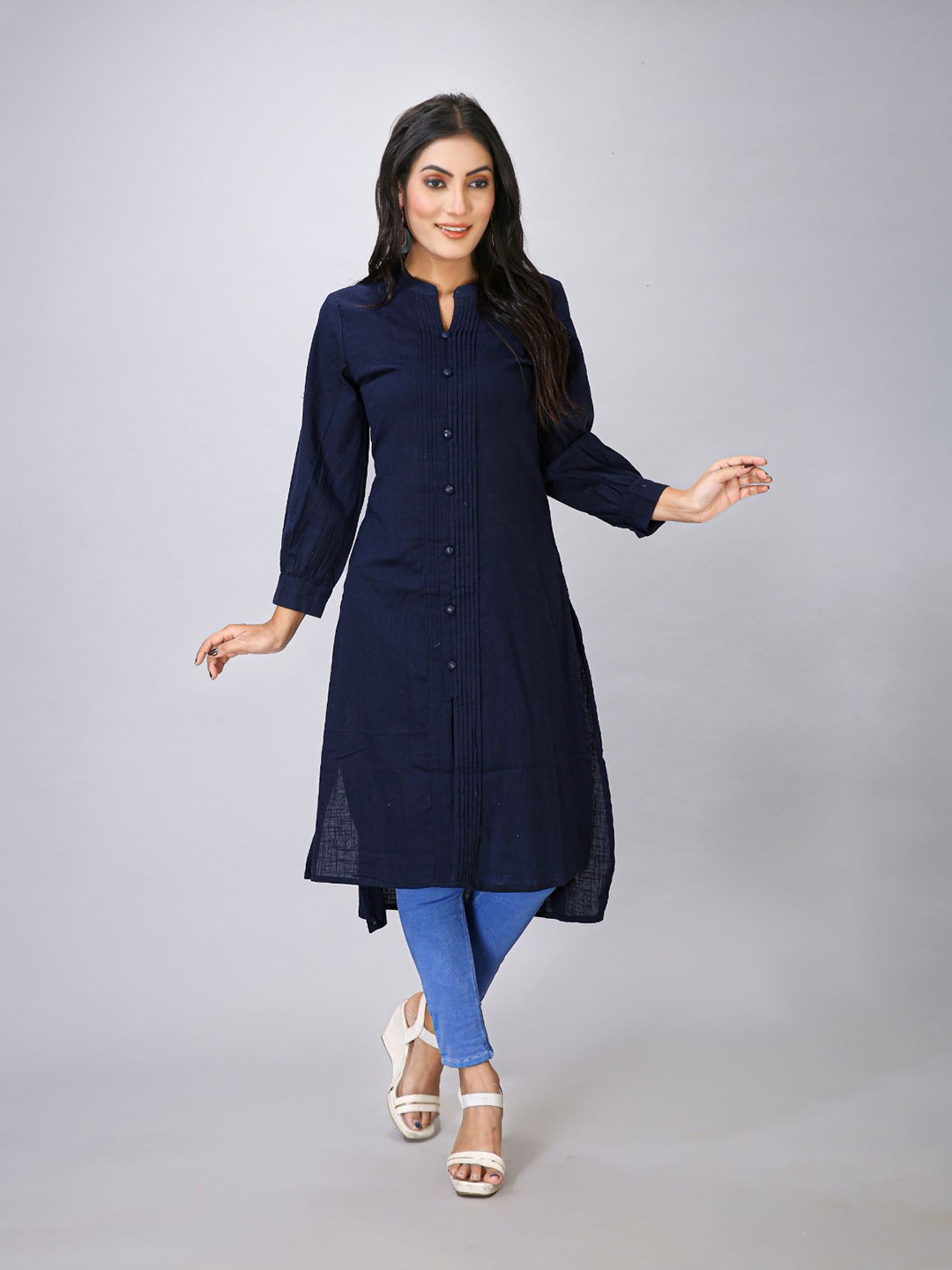 

MAIYEE Mandarin Collar A-Line Kurta, Navy blue