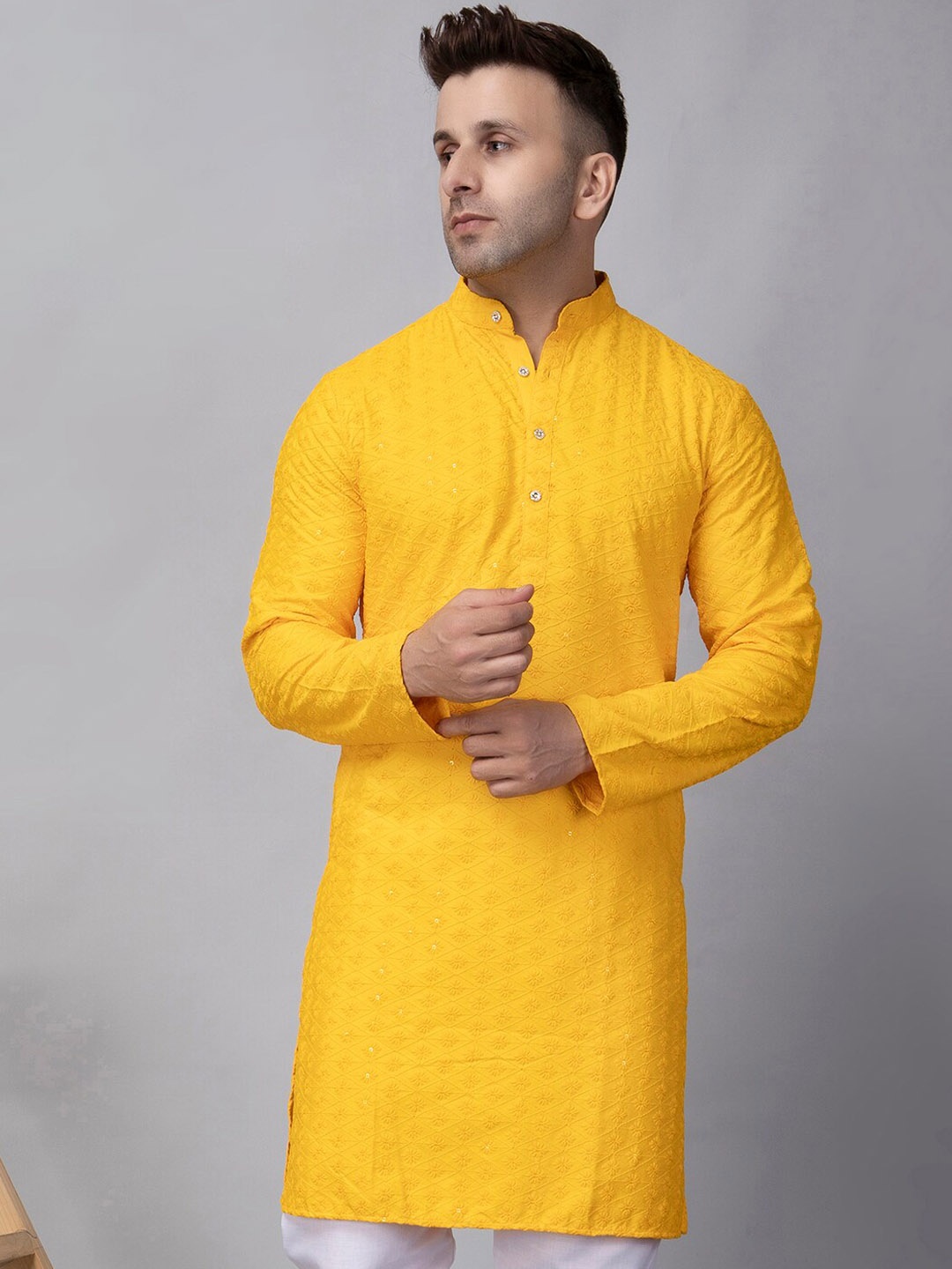 

Hangup Ethnic Motifs Embroidered Sequin Mandarin Collar Straight Kurta, Yellow