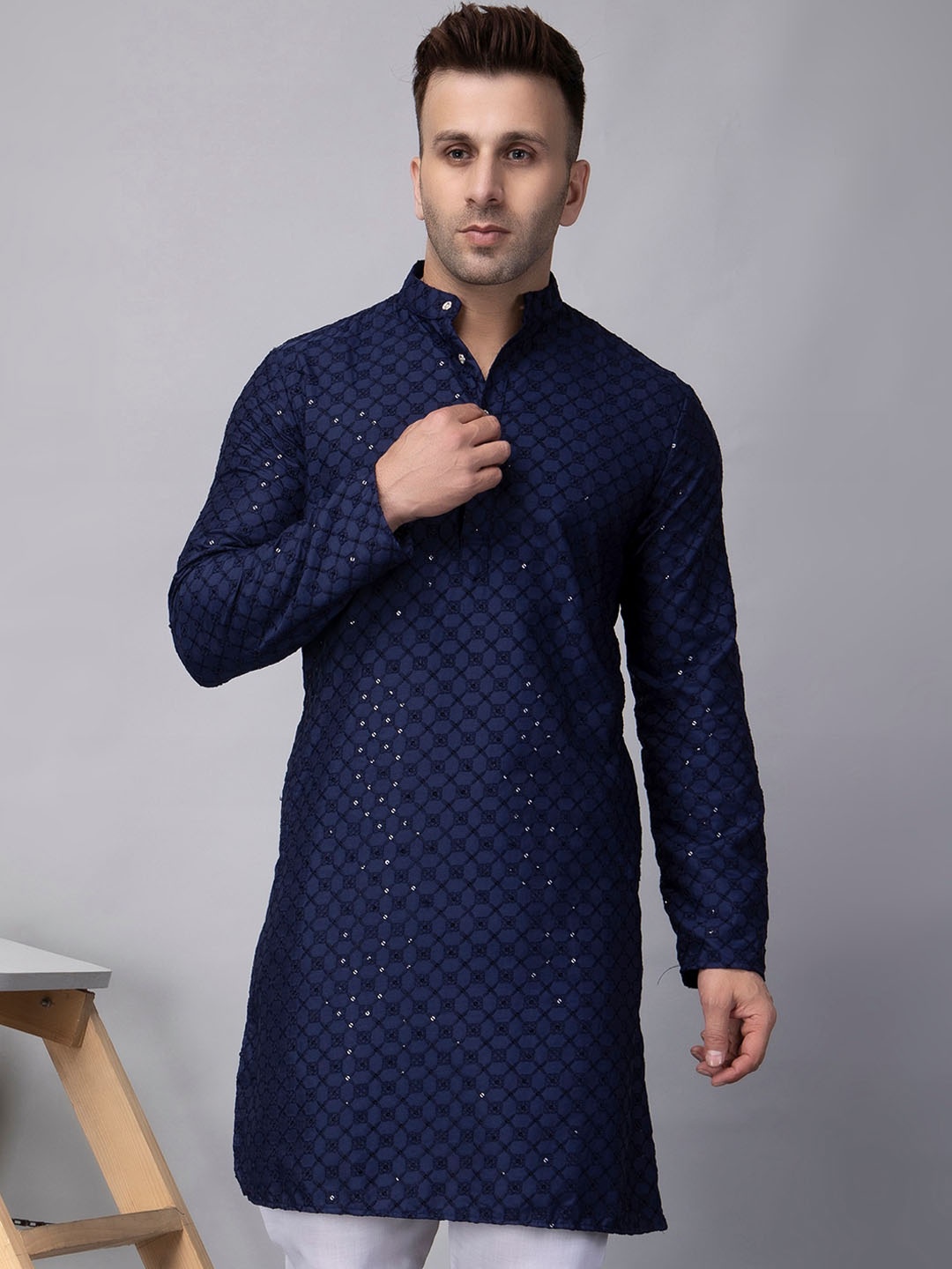 

hangup plus Embroidered Mandarin Collar A-Line Kurta, Navy blue