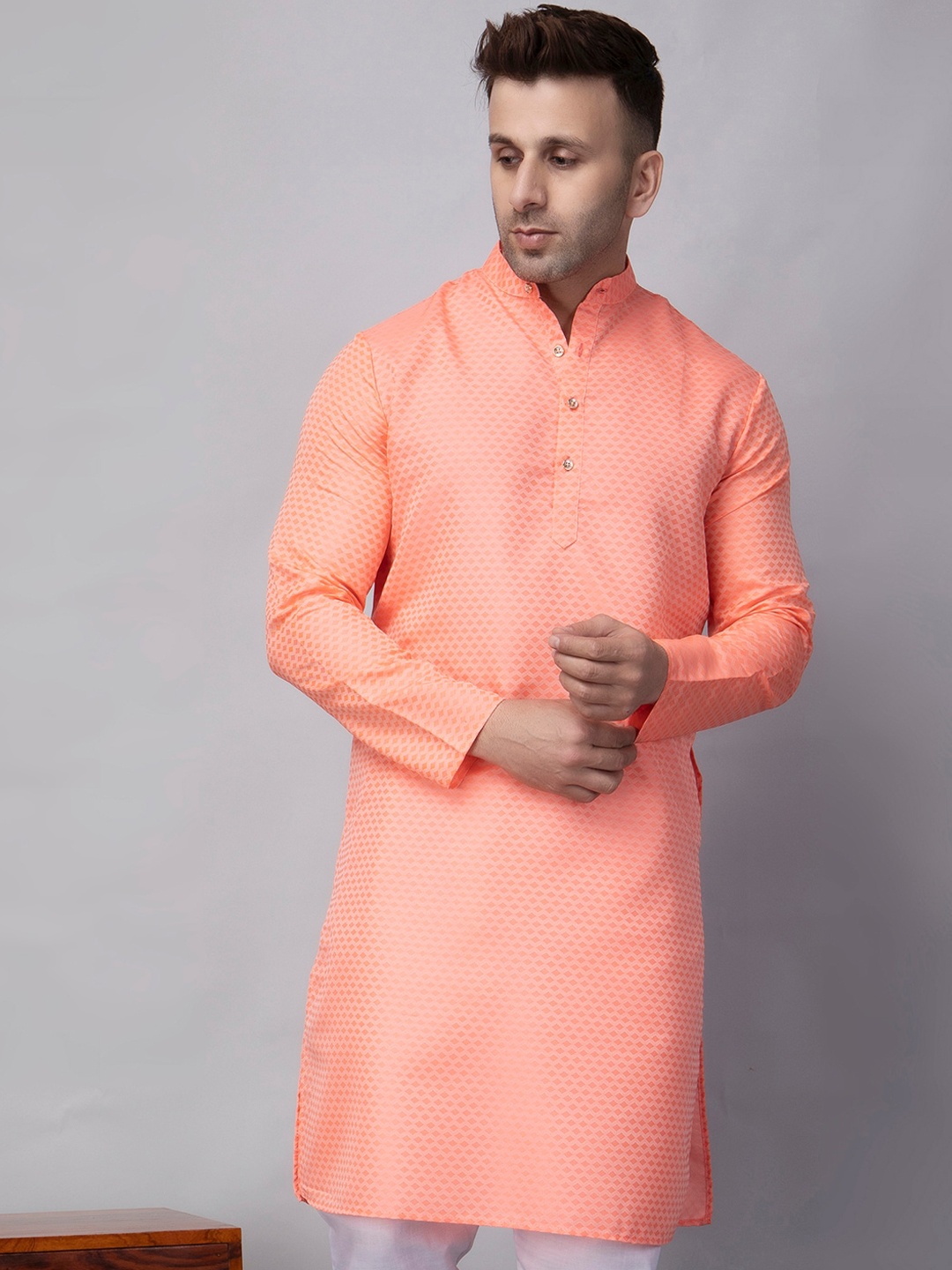 

hangup plus Geometric Printed Mandarin Collar A-Line Kurta, Red