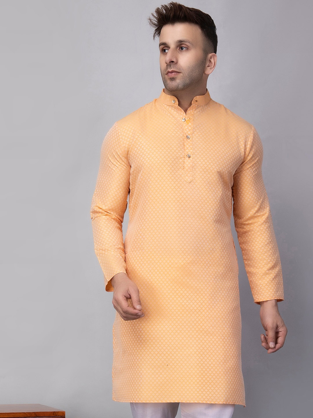 

hangup plus Geometric Woven Design Mandarin Collar Long Sleeves Straight Kurta, Yellow