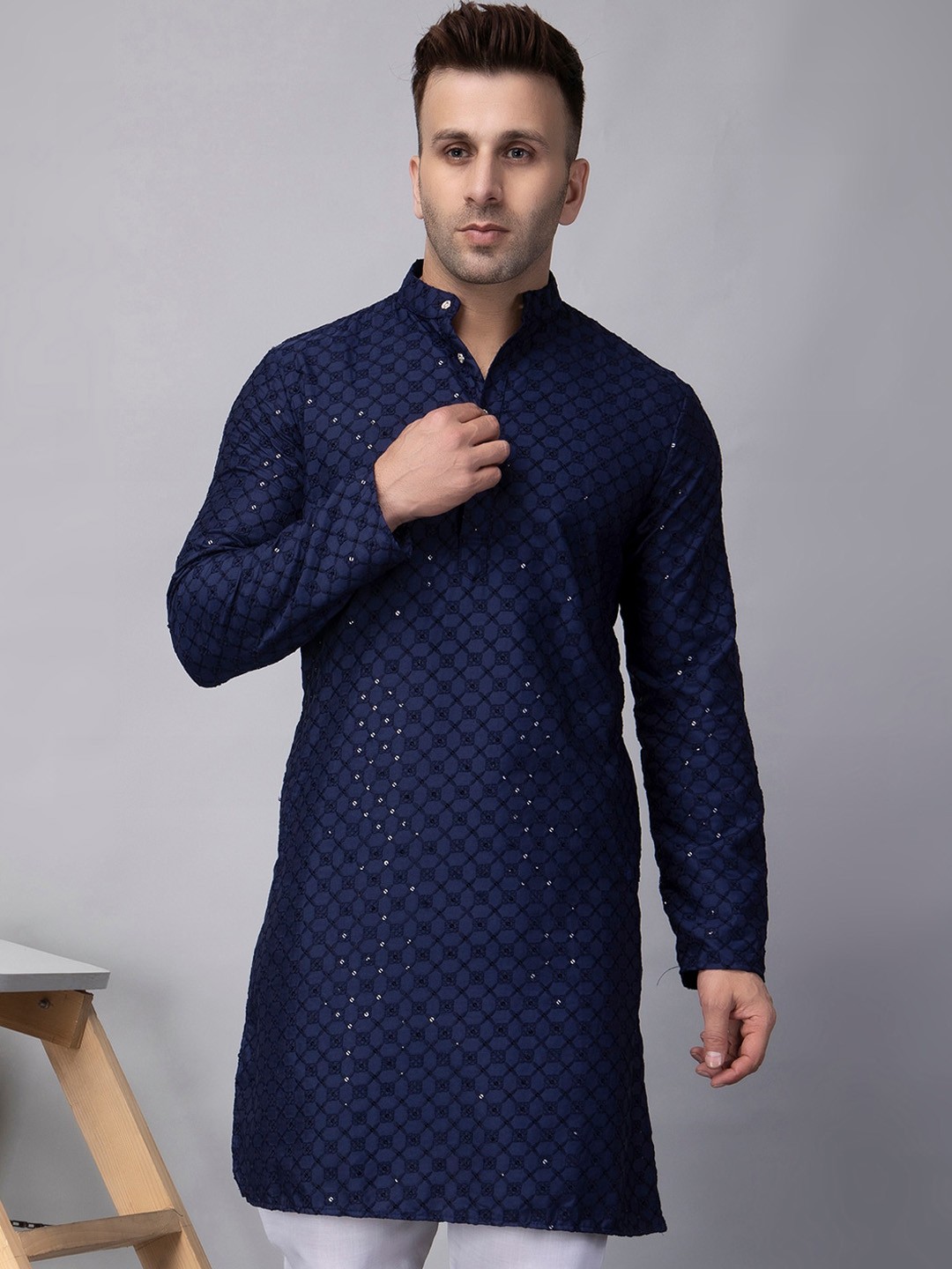 

hangup trend Embroidered Kurta, Navy blue