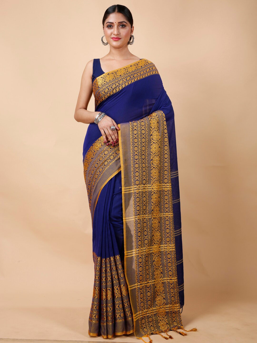 

Ruuprekha Woven Design Ethnic Motifs Khadi Cotton Saree, Blue