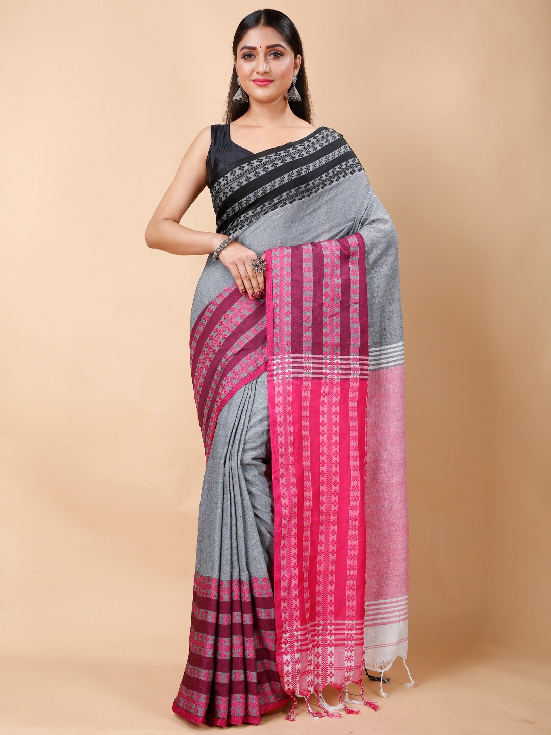 Ruuprekha Woven Design Ethnic Motifs Khadi Cotton Saree, Grey