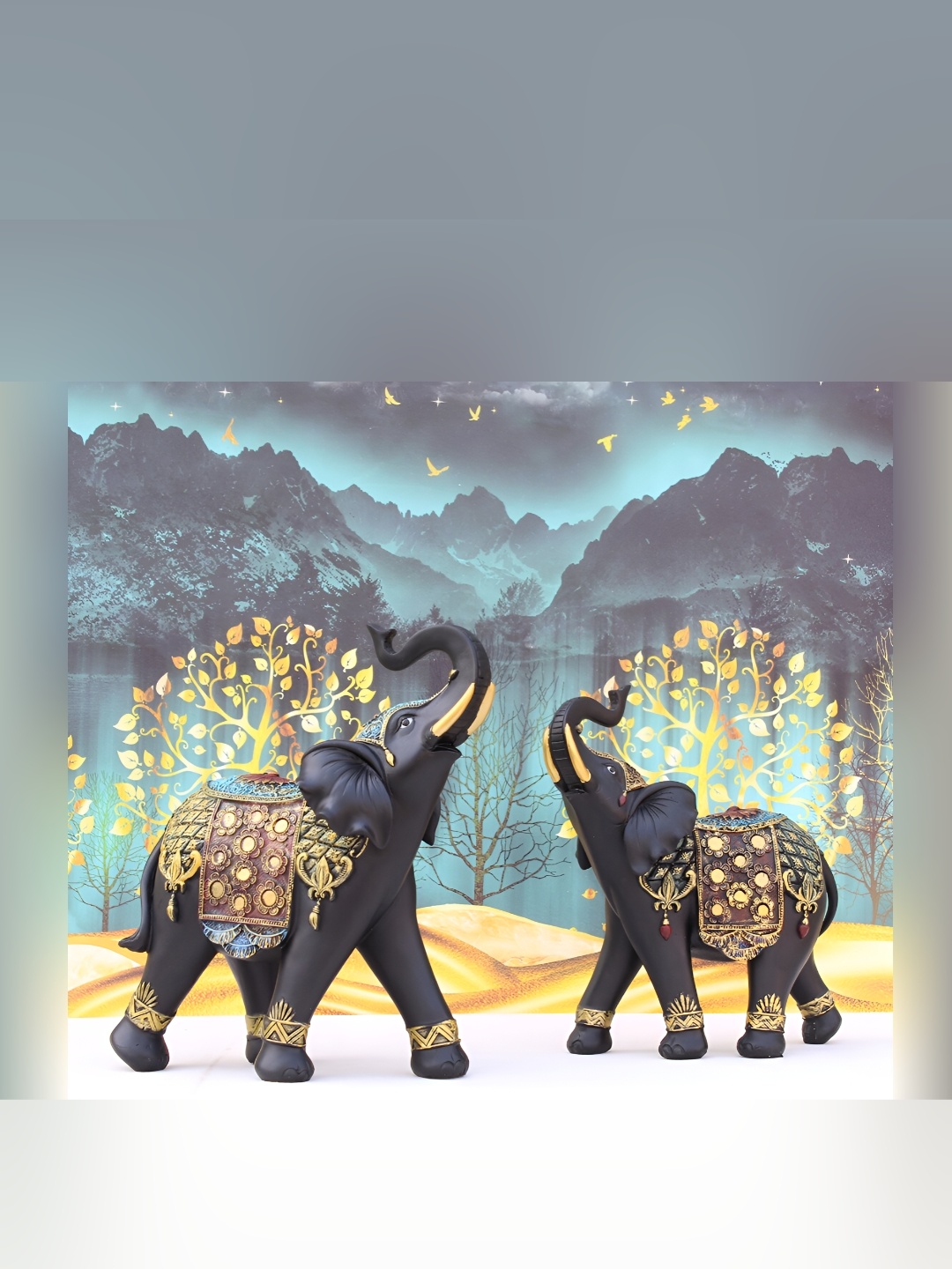 

Vikarafty Black Figurine Showpiece