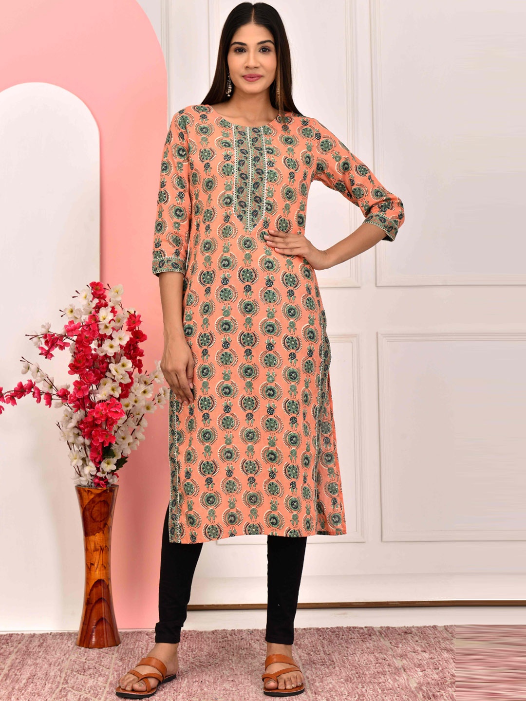 

PARCHHAI Ethnic Motifs Printed Pure Cotton Straight Kurta, Orange