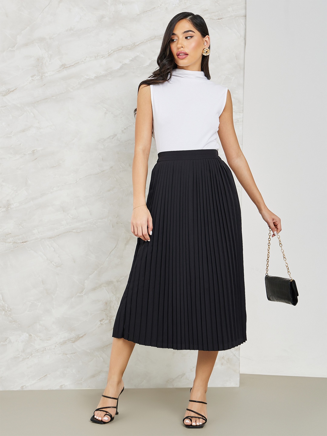

Styli Accordion Pleated A-Line Midi Skirt, Black