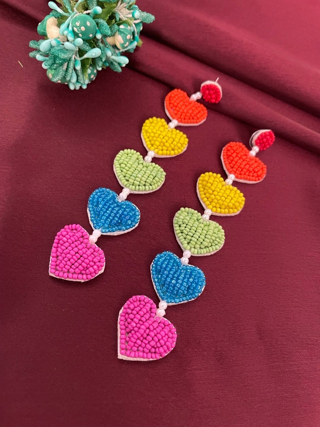 

Digital Dress Room Beaded Heart Shaped Drop Earrings, Red