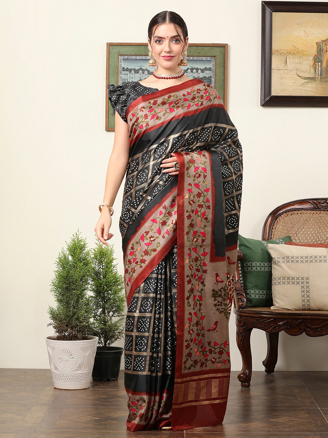 

Mitera Ethnic Motifs Silk Blend Designer Bagru Saree, Black