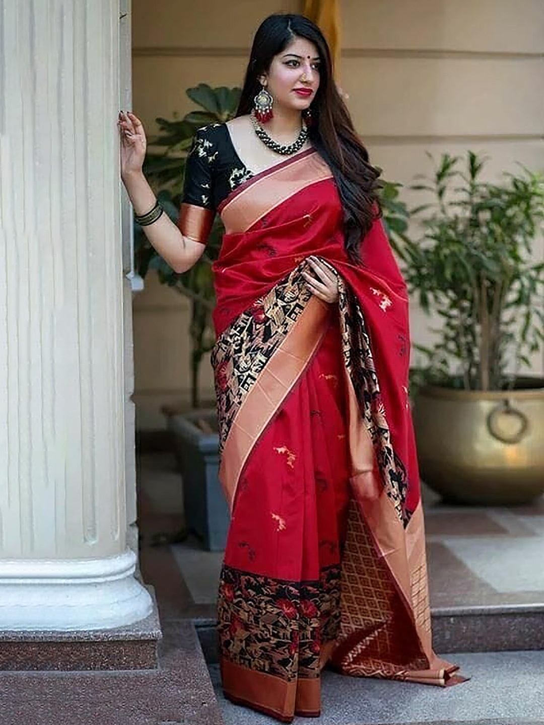 

KALINI Ethnic Motifs Woven Design Zari Silk Cotton Banarasi Saree, Red