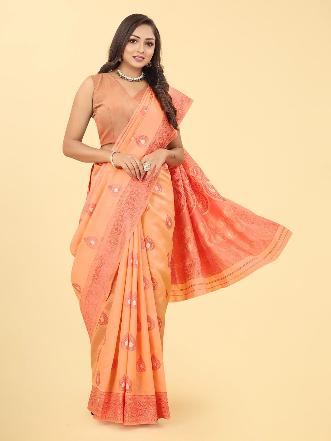 

KALINI Ethnic Motifs Woven Design Banarasi Saree, Orange