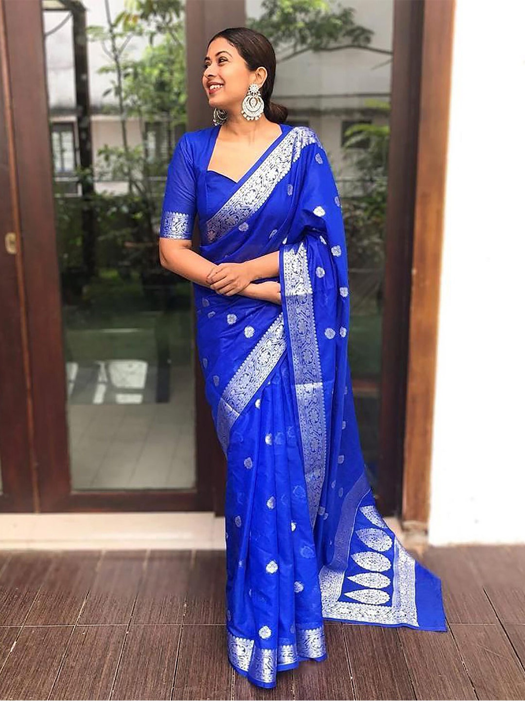 

KALINI Ethnic Motifs Woven Design Banarasi Saree, Blue