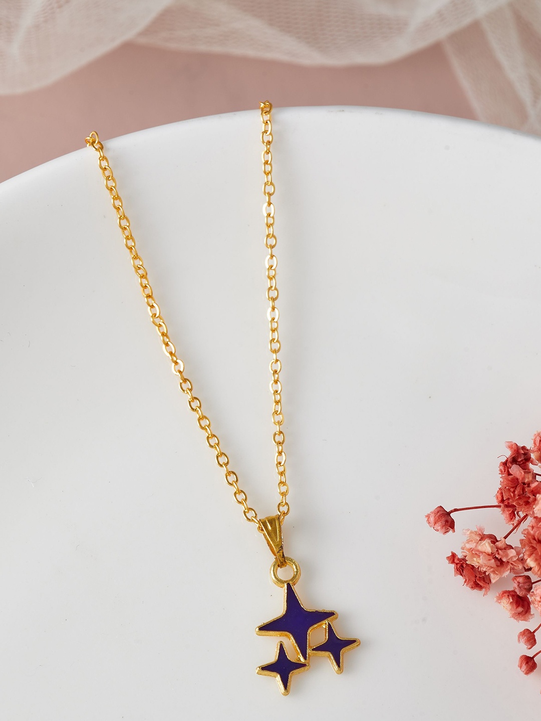 

DressBerry Gold-Plated Star Shaped Stone-Studded Pendant With Chain
