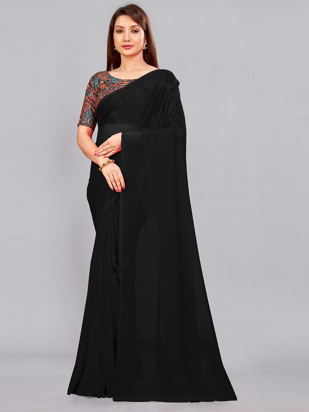 

CastilloFab Pure Georgette Saree, Black