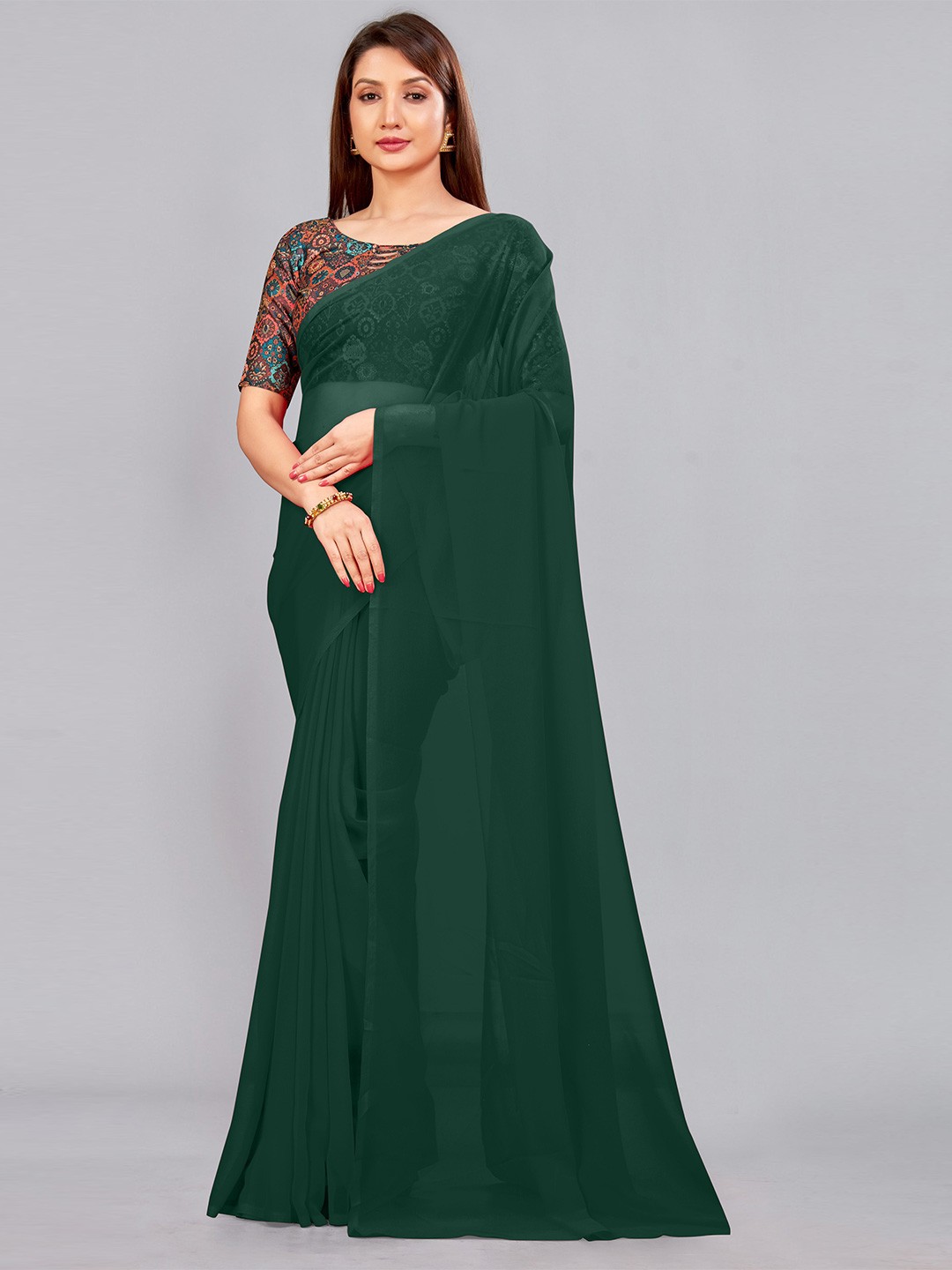 

CastilloFab Embroidered Pure Georgette Saree, Green