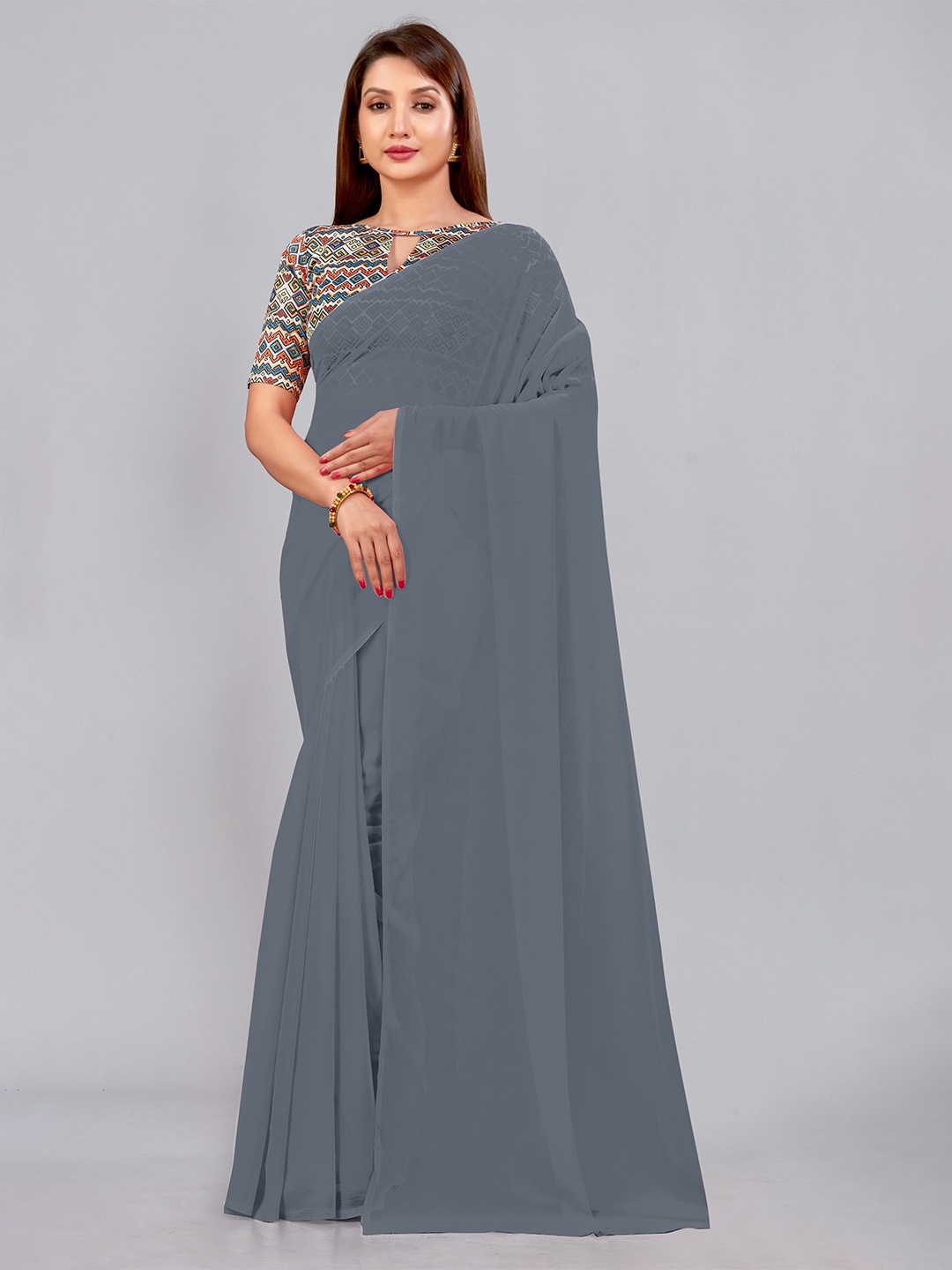

CastilloFab Embroidered Pure Georgette Saree, Grey