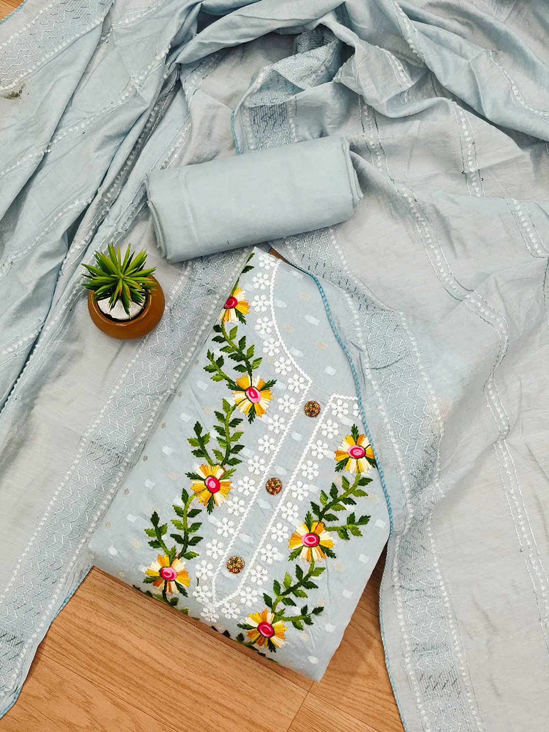 

Panzora Floral Embroidered Unstitched Dress Material, Grey