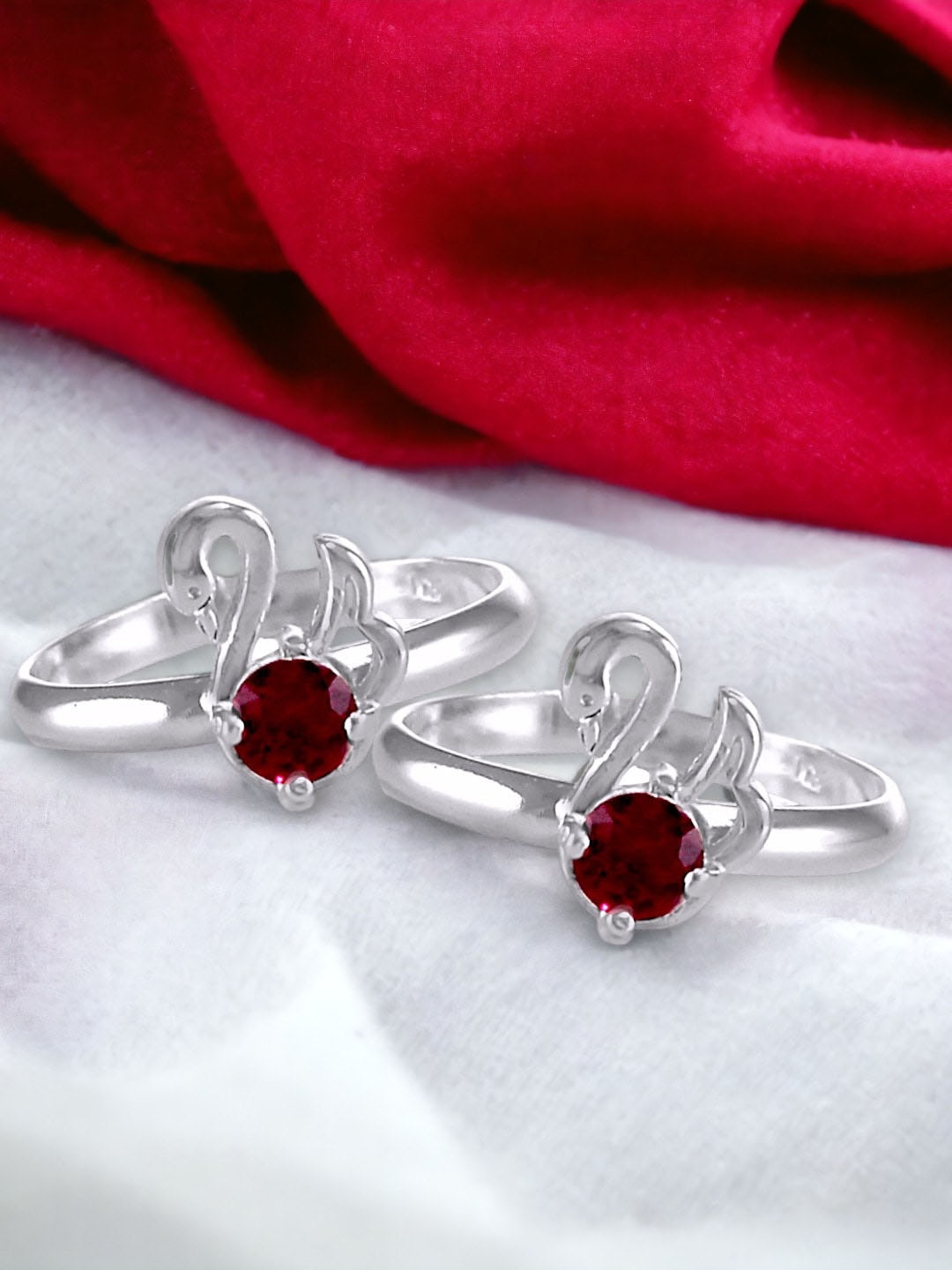 

Taraash Silver Plated 925 Sterling Silver Cubic Zirconia Studded Adjustable Toe Rings