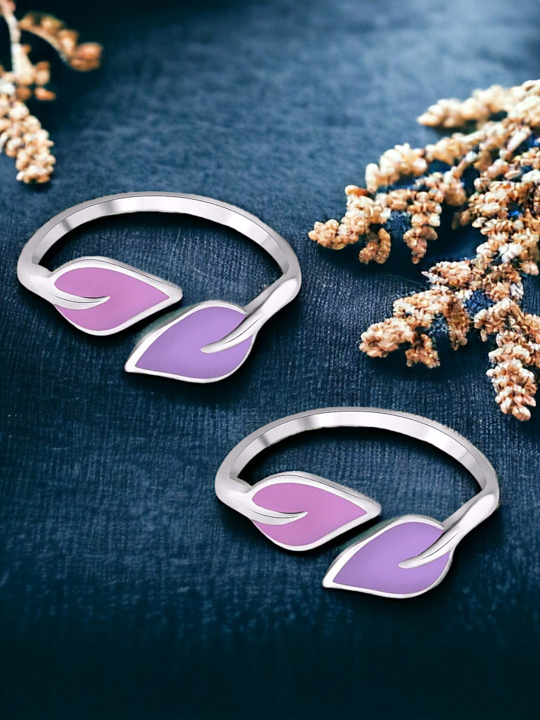 

Taraash Set of 2 925 Sterling Silver Leaf Design Enamel Adjustable Toe Rings
