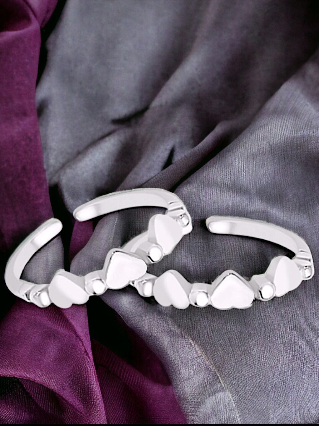 

Taraash Set of 2 Silver-Toned Adjustable Toe Rings