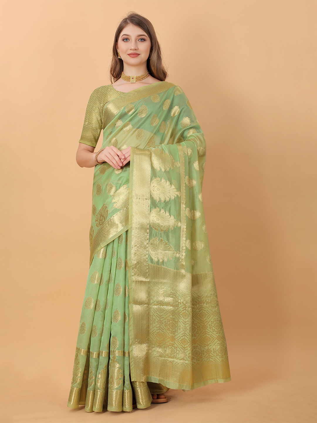 

NIWAA Floral Woven Design Organza Silk Banarasi Saree, Green