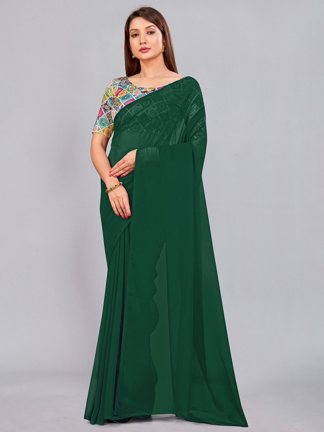 

CastilloFab Embroidered Pure Georgette Saree, Green