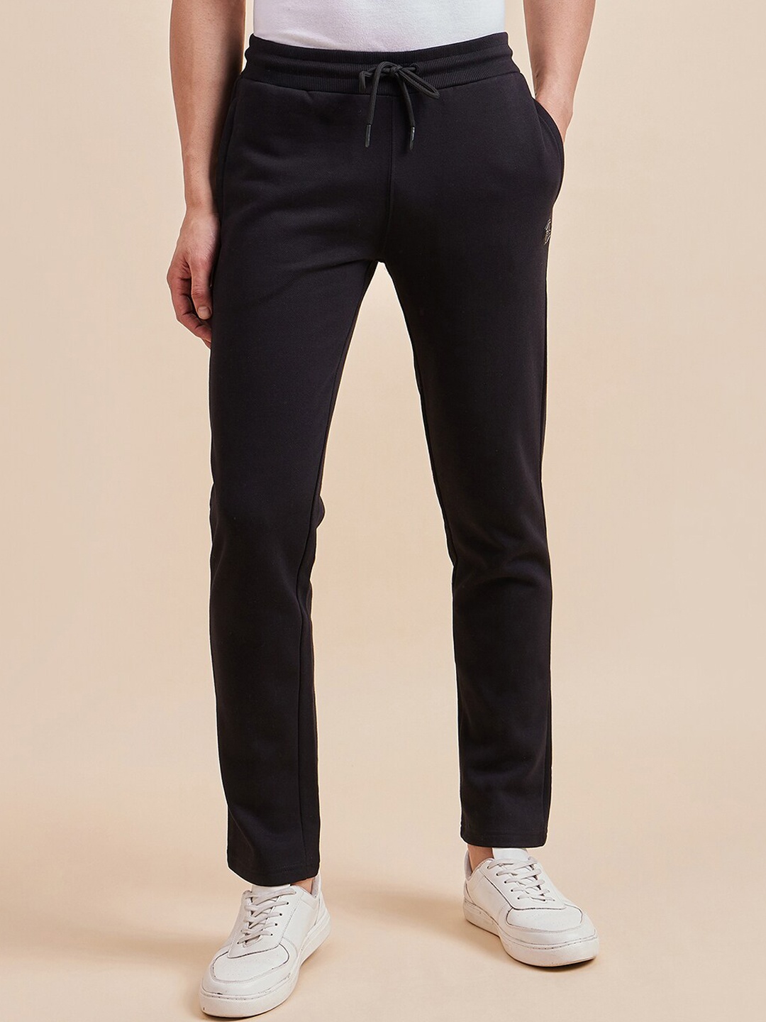 

Sweet Dreams Men Mid-Rise Fleece Track Pant, Black