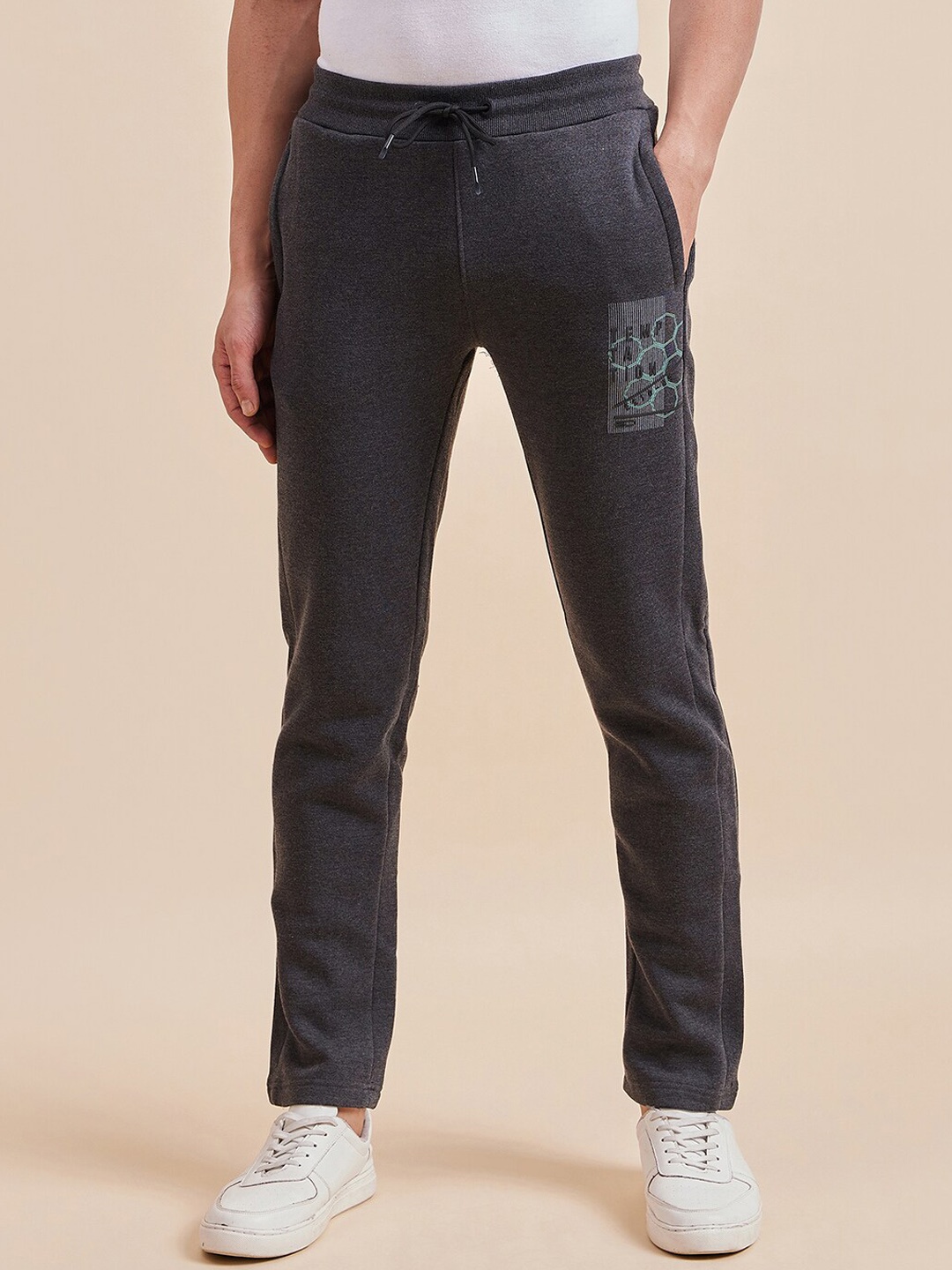 

Sweet Dreams Men Mid Rise Fleece Track Pants, Grey