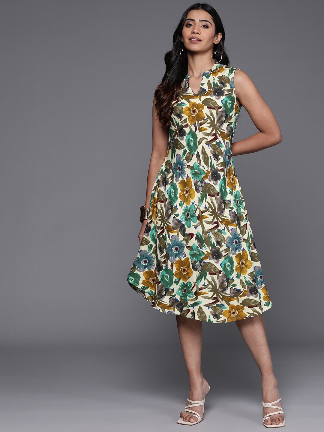 

Varanga Floral Print Mandarin Collar A-Line Dress, Off white