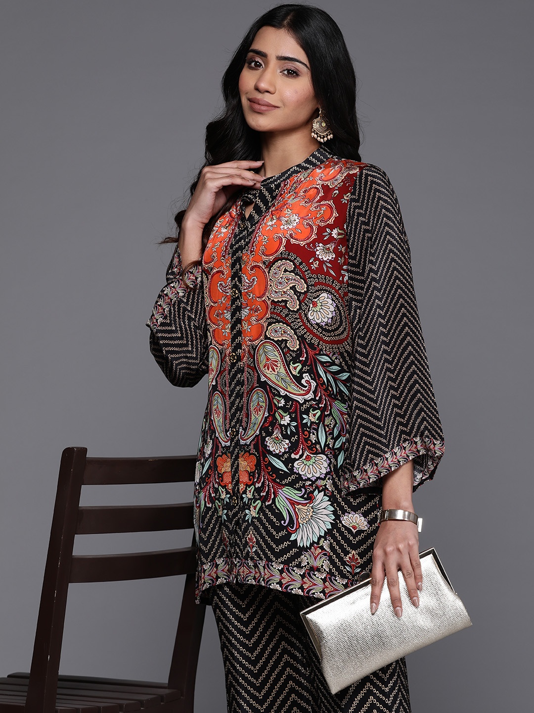 

Varanga Chevron Printed Co-Ord-Set, Black