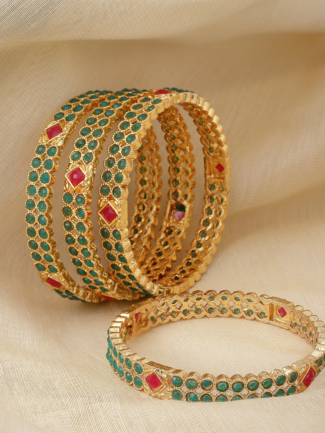 

Sukkhi Set Of 4 Gold-Plated Stones-Studded Bangles