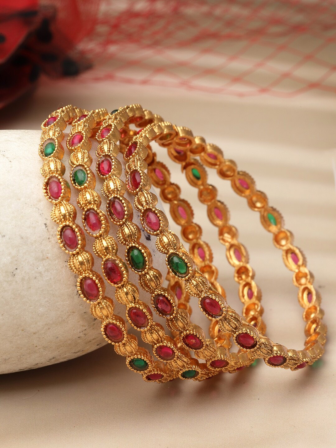 

Sukkhi Set Of 4 Gold-Plated Stones-Studded Bangles