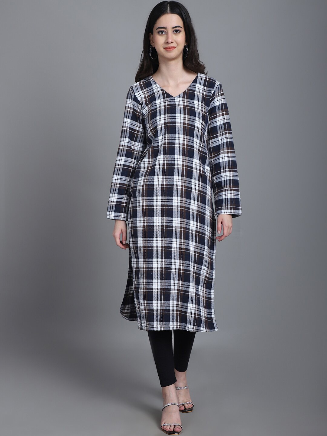 

Enchanted Drapes V-Neck Straight Long Sleeves Checked Kurta, Navy blue