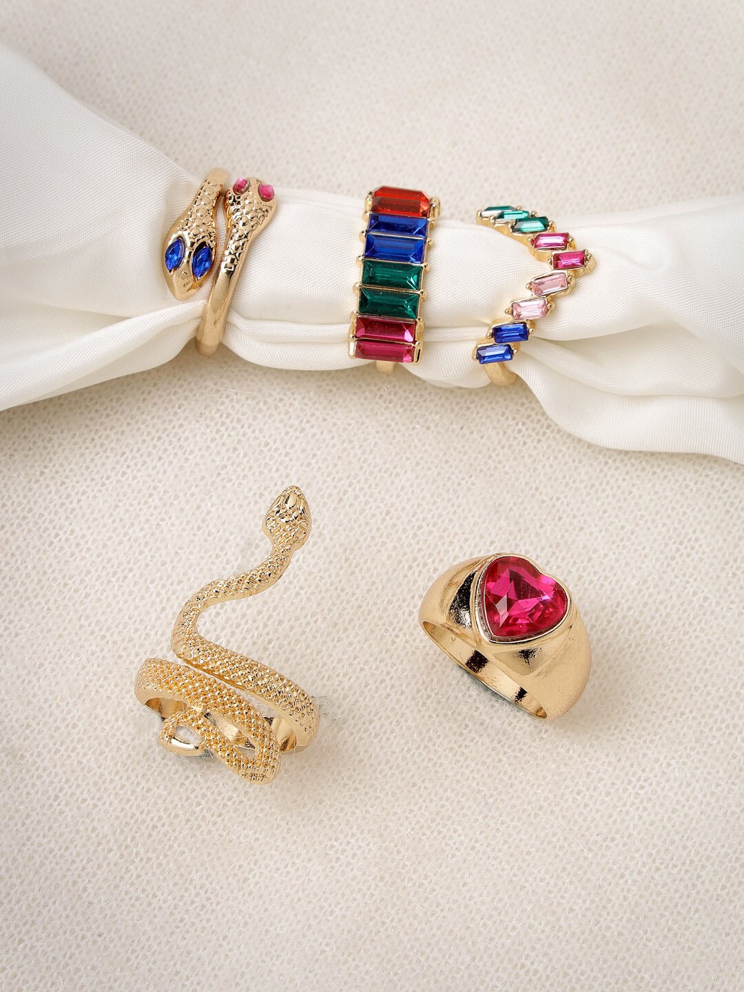 

Scintillare By Sukkhi Set Of 5 Rose Gold-Plated Heart With Snake Design Finger Rings