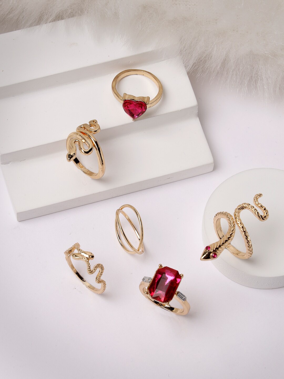 

Scintillare By Sukkhi Set Of 6 Rose Gold-Plated Adjustable Finger Rings