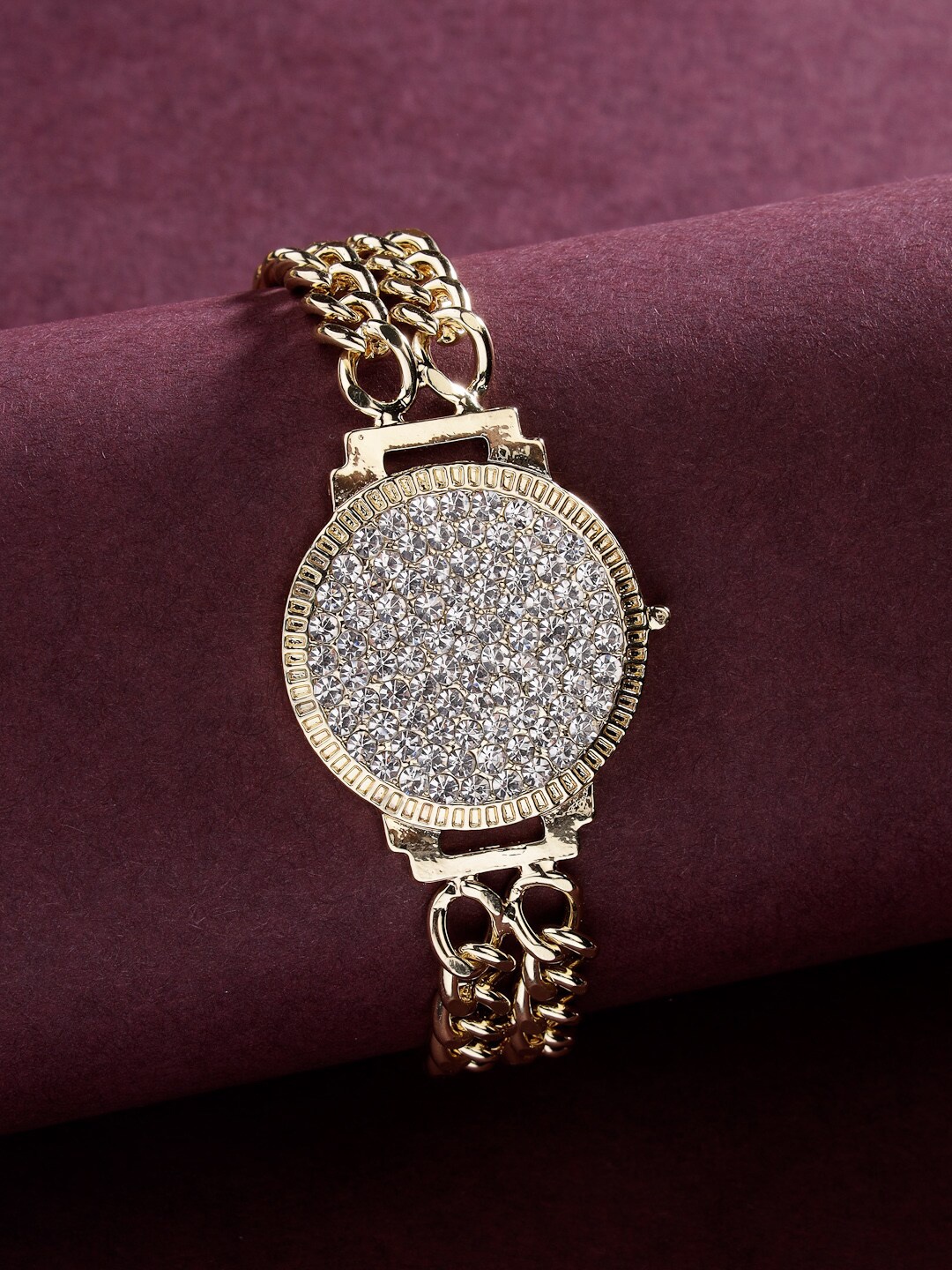 

Scintillare By Sukkhi Gold Plated Crystals Bracelet