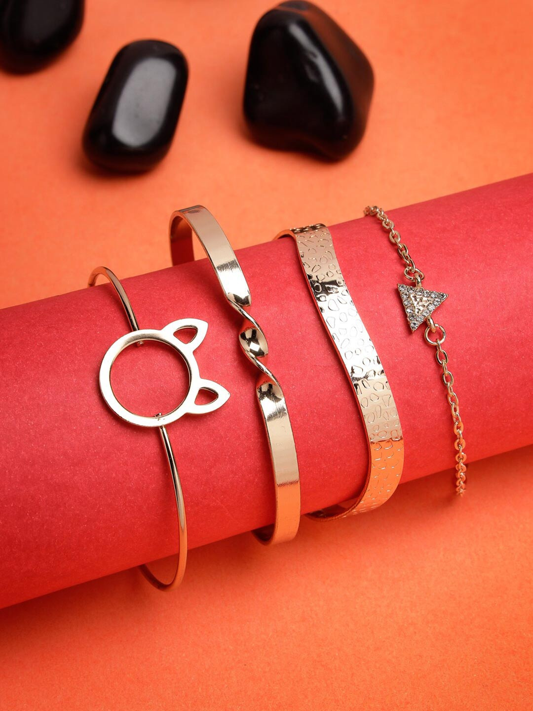 

Scintillare By Sukkhi Set Of 4 Gold-Plated Cuff Bracelets