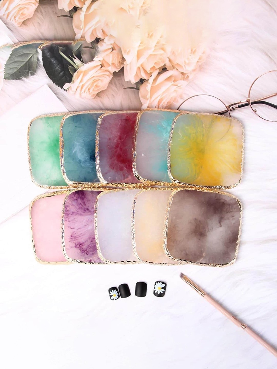 

FEELHIGH Square Shape Nail Art Mixing Colors Palette, Multi