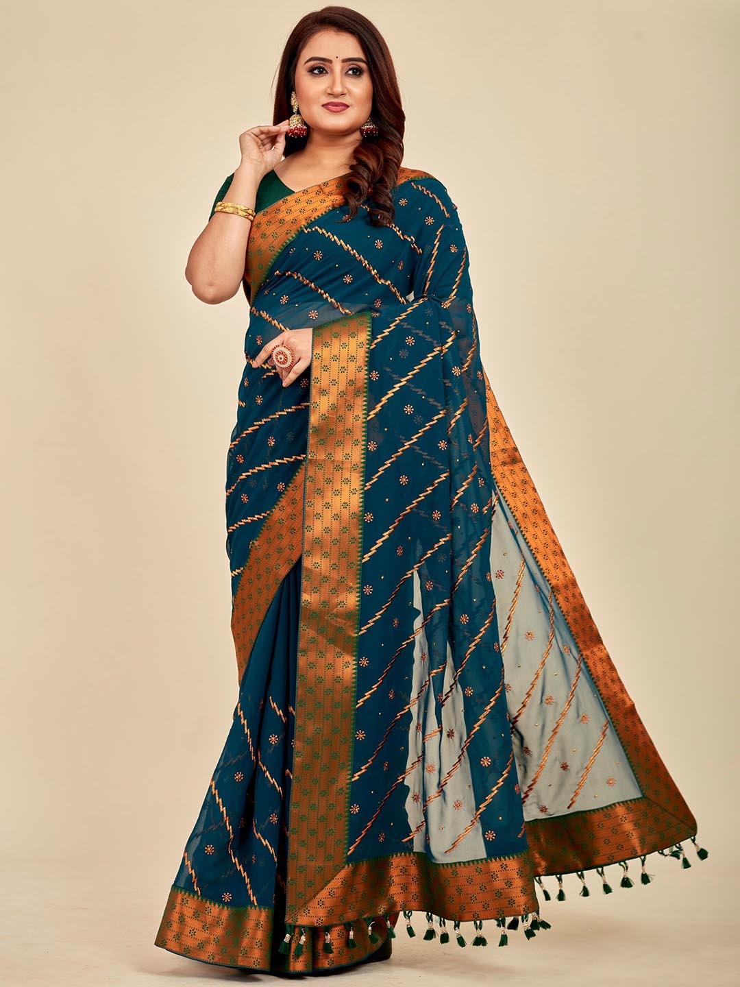 

MAHALASA Embellished Embroidered Zari Saree, Teal