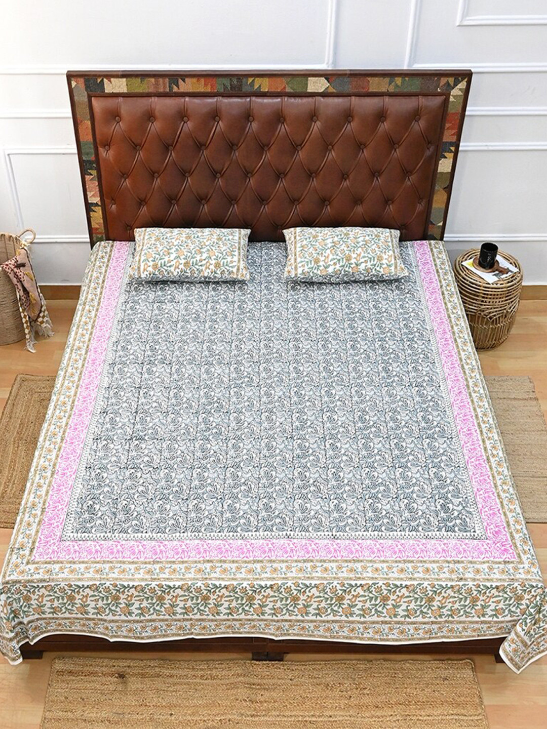 

Art Avenue Grey & Pink Floral Cotton 120 TC Crib Bedsheet With 2 Pillow Covers