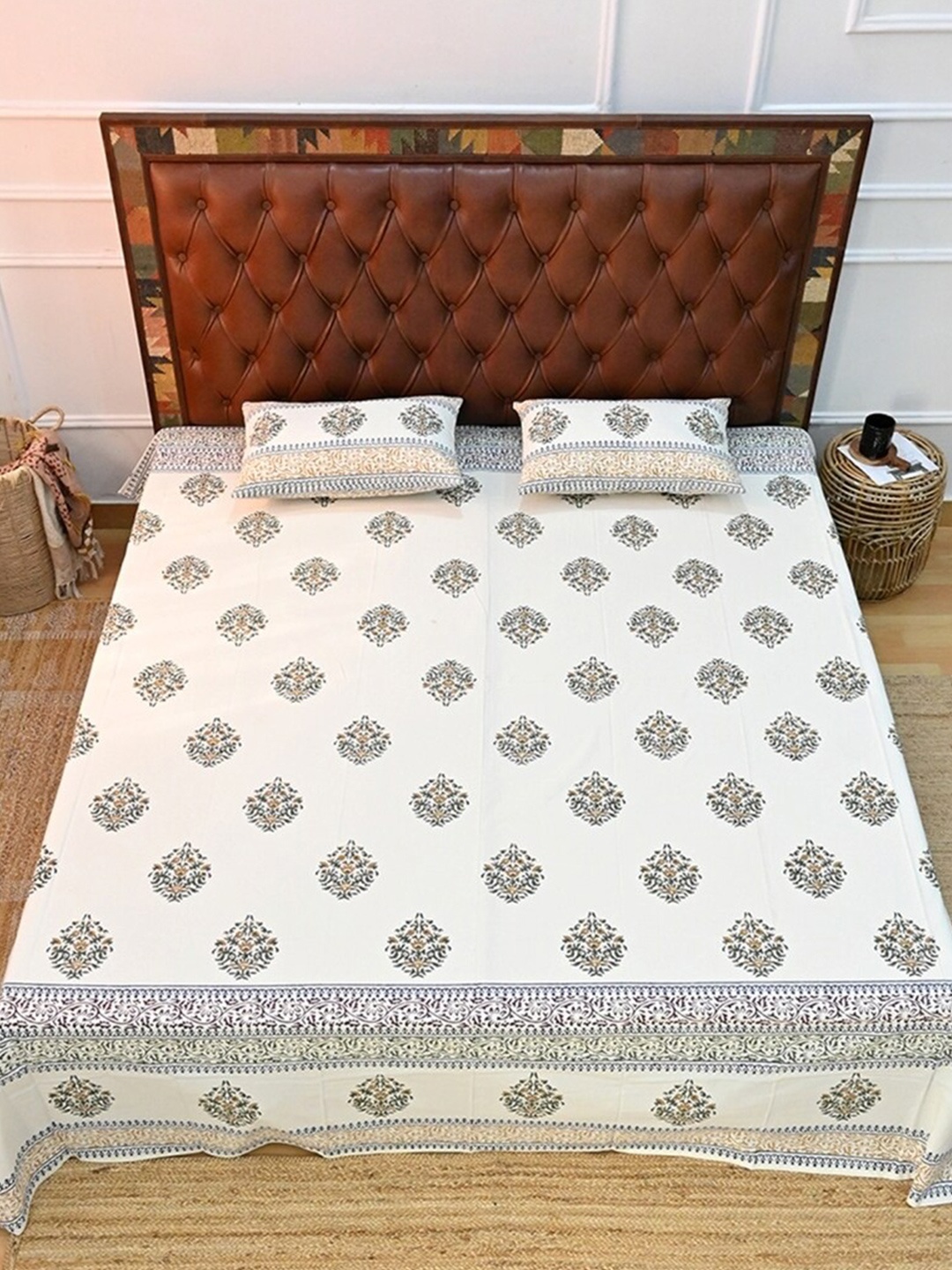 

Art Avenue White & Green Ethnic Motifs Cotton 120 TC Crib Bedsheet With 2 Pillow Covers